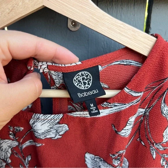 Bobeau Boxy Short Sleeve Blouse - Picture 5 of 5